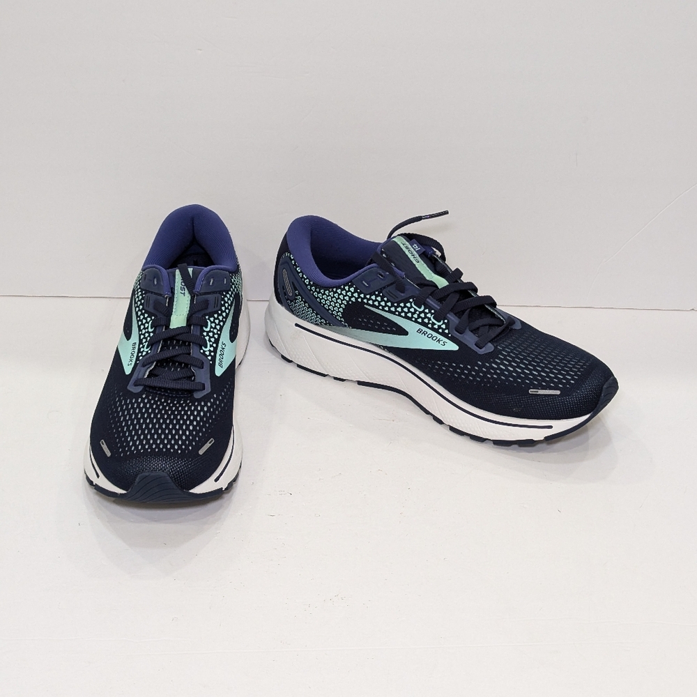 Brooks Womens Ghost 14 Size 10 Medium B Peacoat Yucca Navy Running Shoes